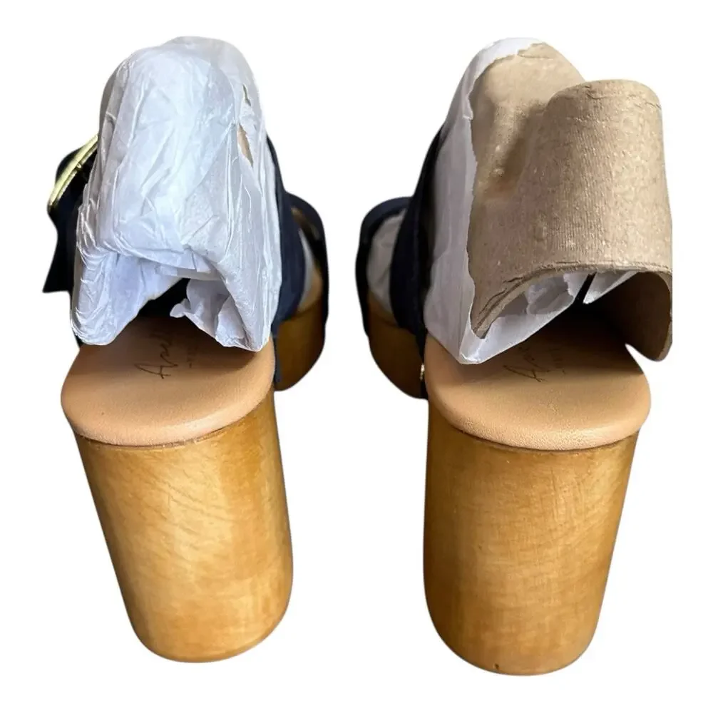 Avellini Navy Suede Leather Wooden Heels Sandals Heels Size US 7.5 Made in Italy
